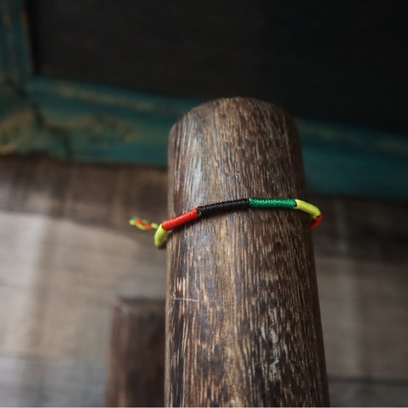 Rasta Friendship Bracelet - Picture 2 of 4